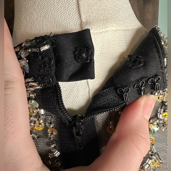 Splash, women size 4, black, formal halter gown - Picture 7 of 11